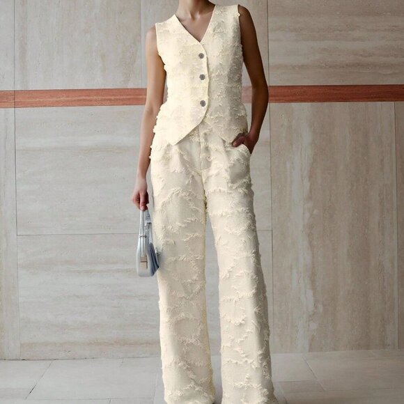 Apricot Elegant Women's Jacquard Button Up Vest And Pants Set - Picture 1 of 5